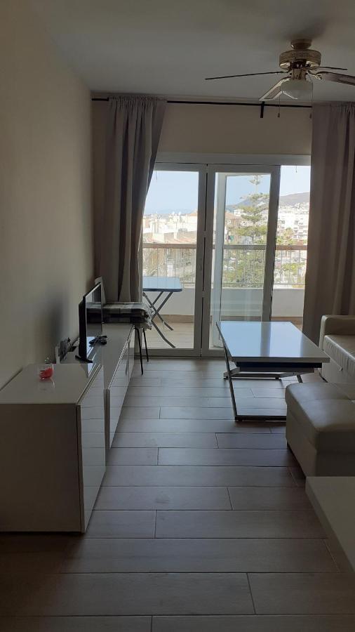 Amplio Piso Al Lado De La Playa En Nerjaアパートメント エクステリア 写真