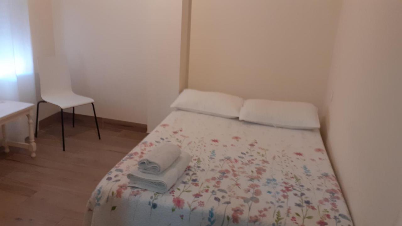 Amplio Piso Al Lado De La Playa En Nerjaアパートメント エクステリア 写真
